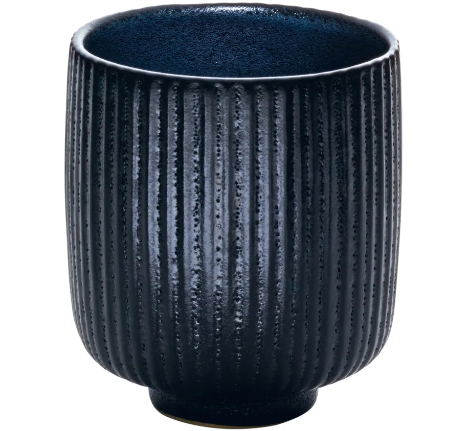 Playground NARA Becher o.Hkl Relief schw. D8cm 0.32lt H9.5cm