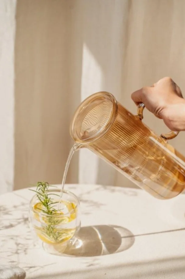 Karaffe aus Borosilikatglas, 1.2l gold