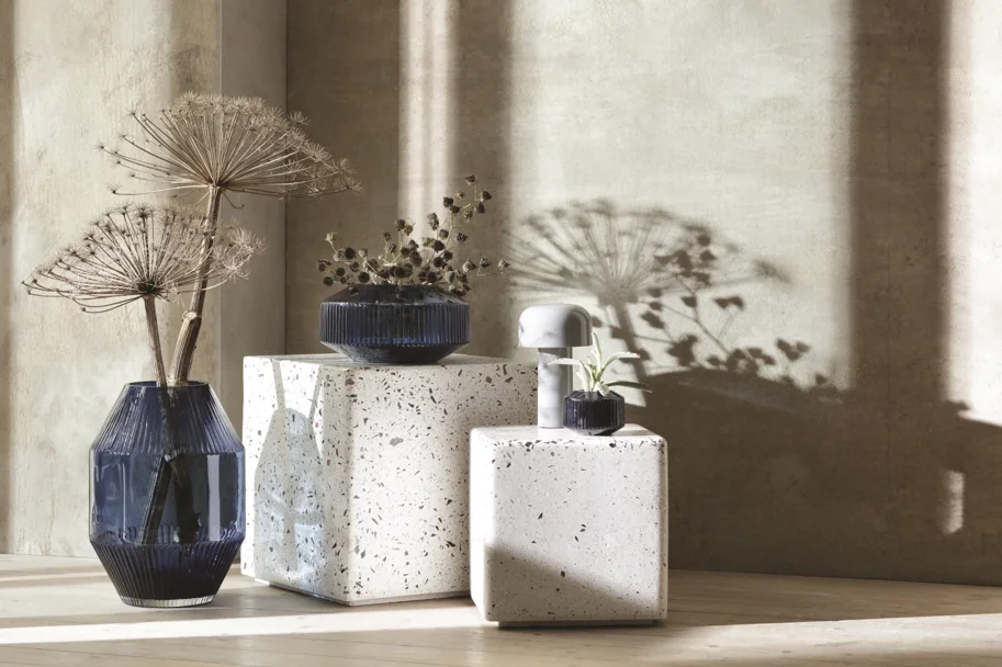 Rotunda Sturmlicht Vase H26cm saphirblau