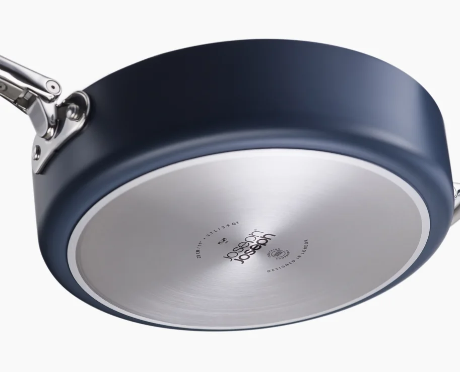 Space Stielkasserolle D28cm Griff klappbar mit Deckel