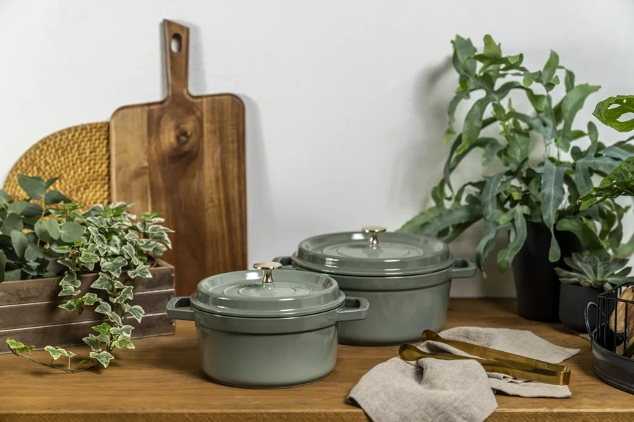 Mini Cocotte 10cm, rund, Eucalyptus, Gusseisen 0.25l