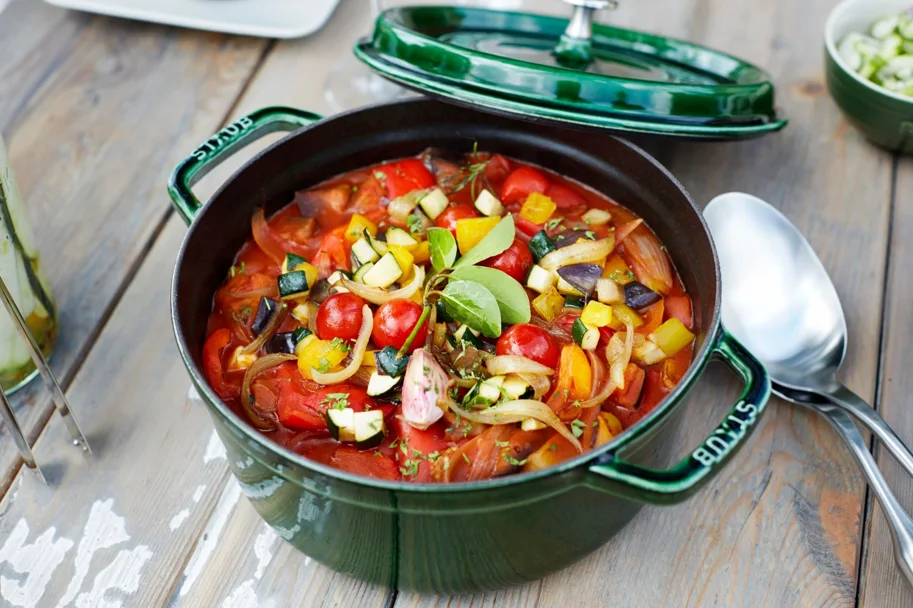 Cocotte 24cm, rund, Basilikum-Grün, Gusseisen 3.7l