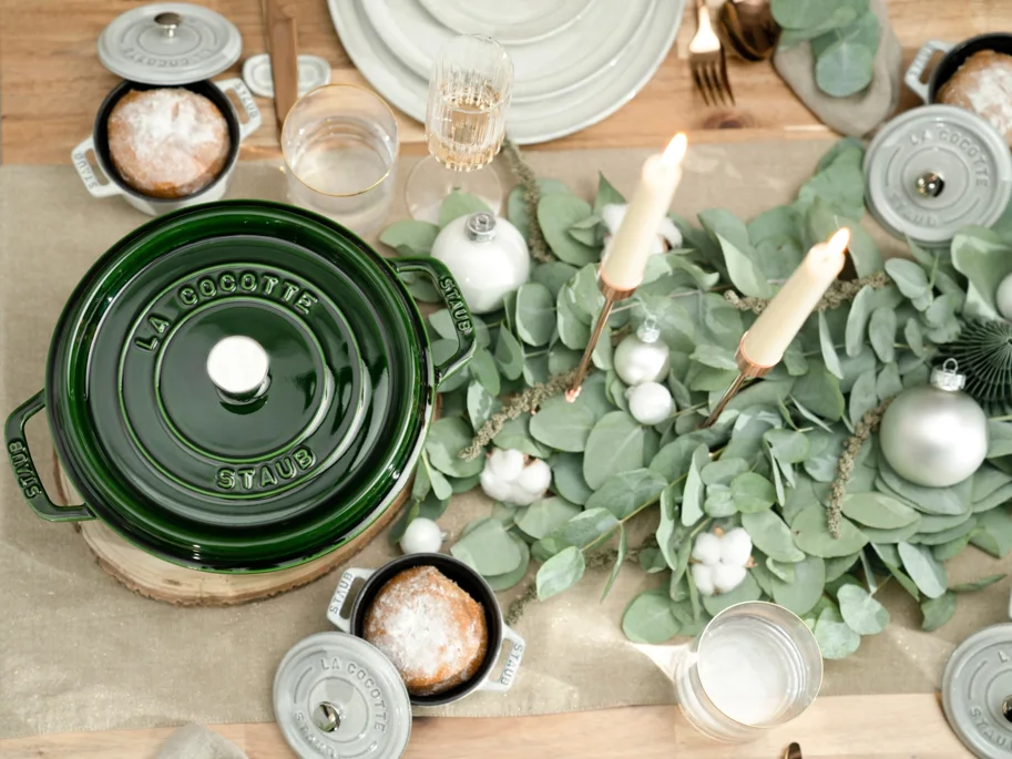 Cocotte 24cm, rund, Basilikum-Grün, Gusseisen 3.7l