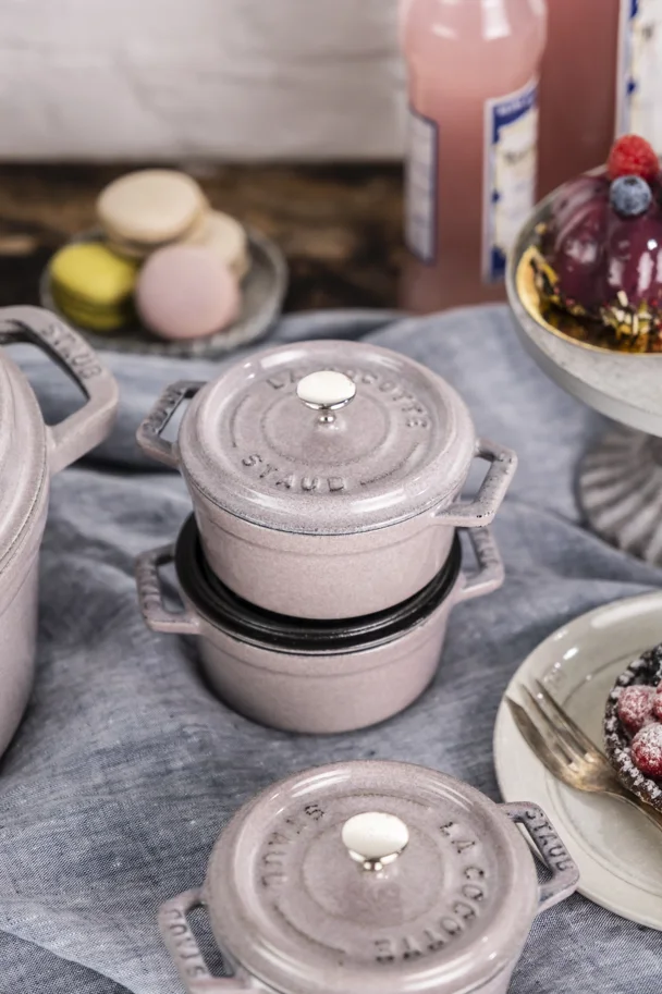 Mini Cocotte 10cm, rund, Kirschblüte, Gusseisen 0.25l