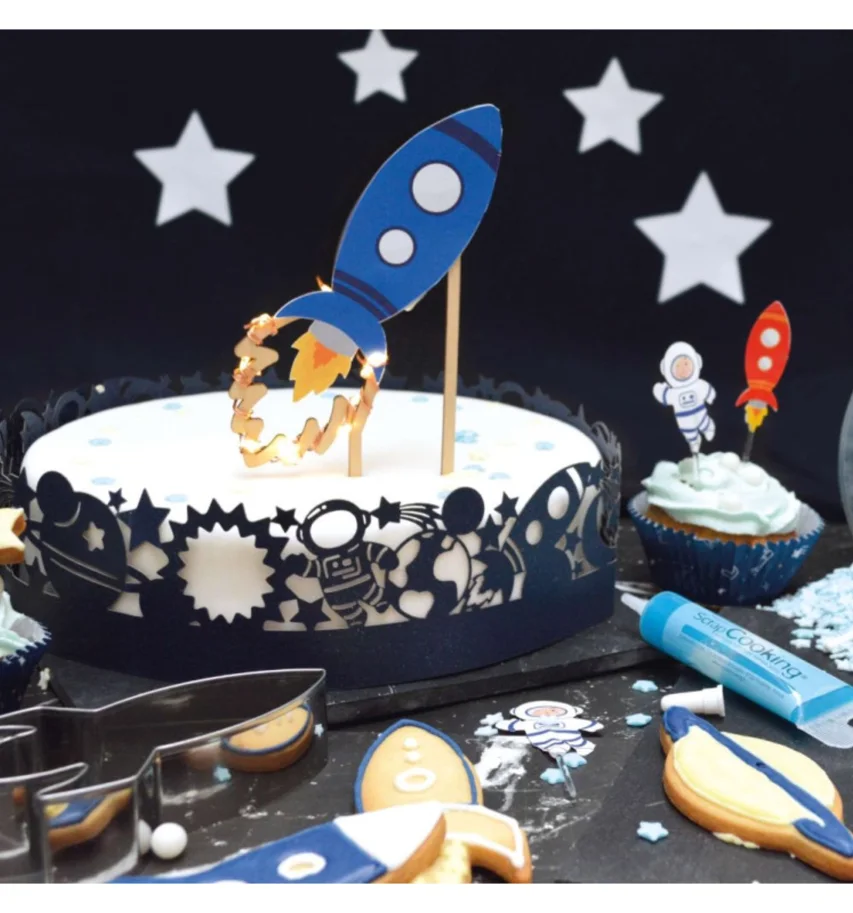 Cake Topper mit LED-Beleuchtung Weltall