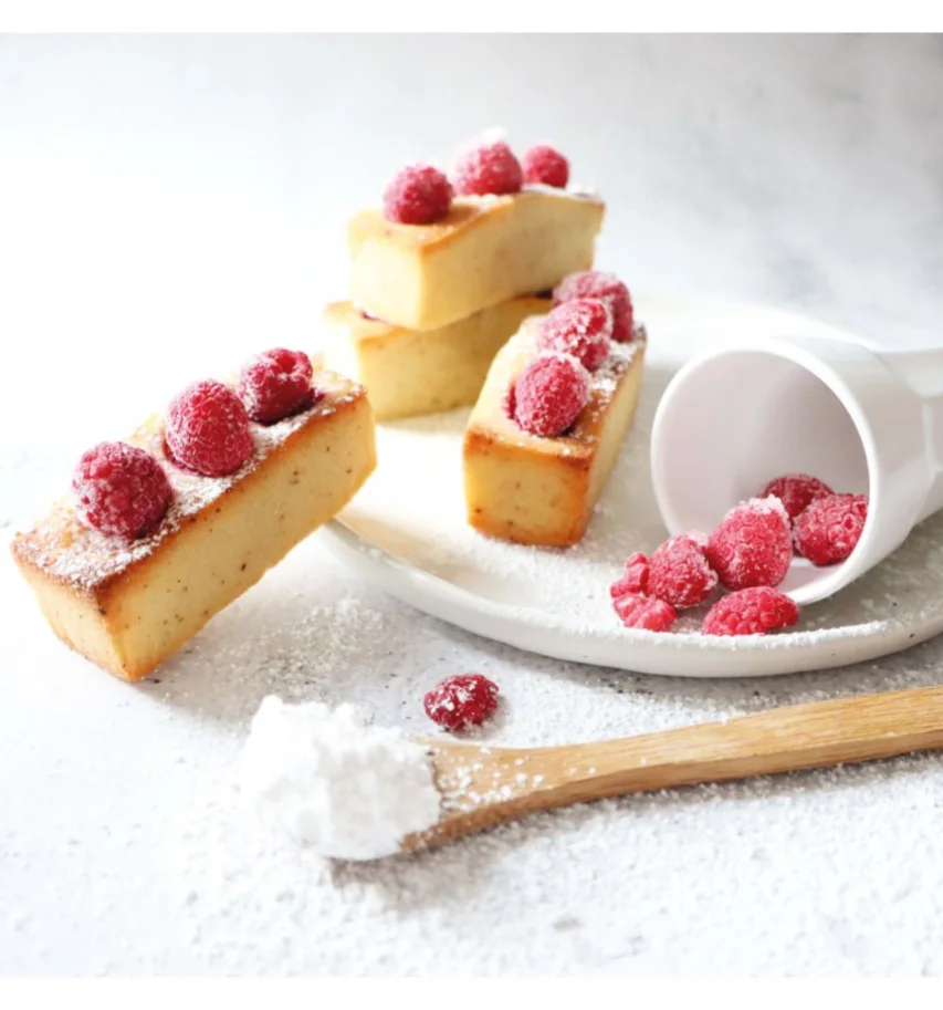 Silikonbackform für 12 mini Cakes