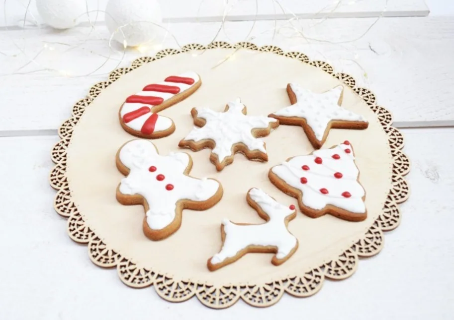 3 Stk. Ausstecher gold Schneeflocke Weihnachtsb. Wild