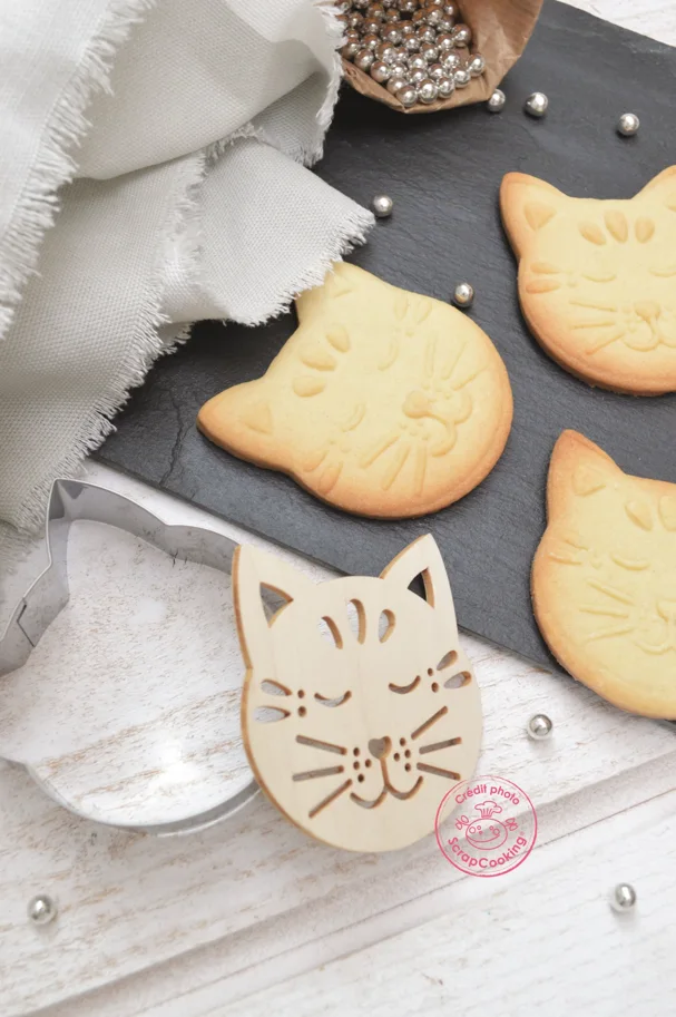 Ausstechform u. Holzpräger Katze