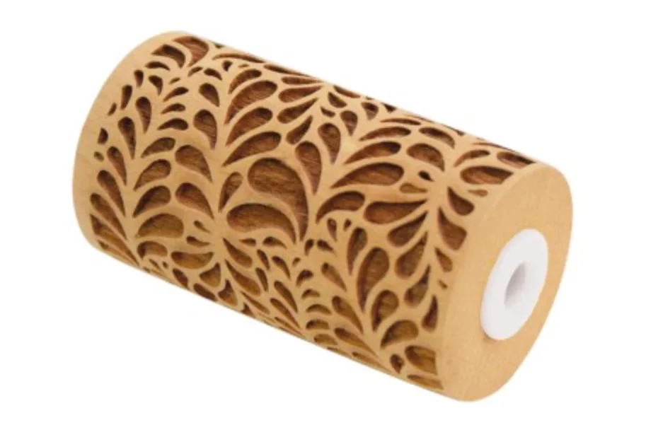 Teigrolle aus Holz geprägt, Blätter
