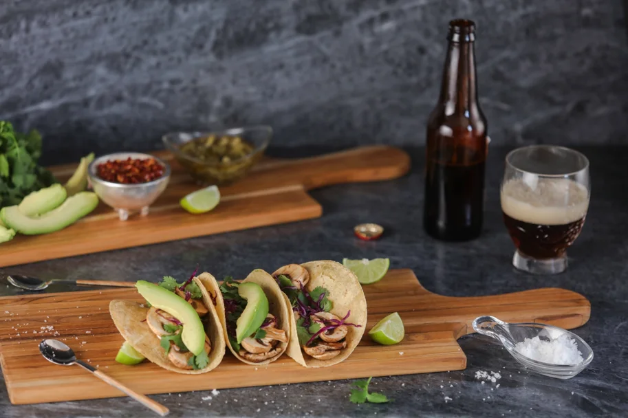Specialty Servierbrett Antipasti mit Griff S 53.3x19.6x1.3cm