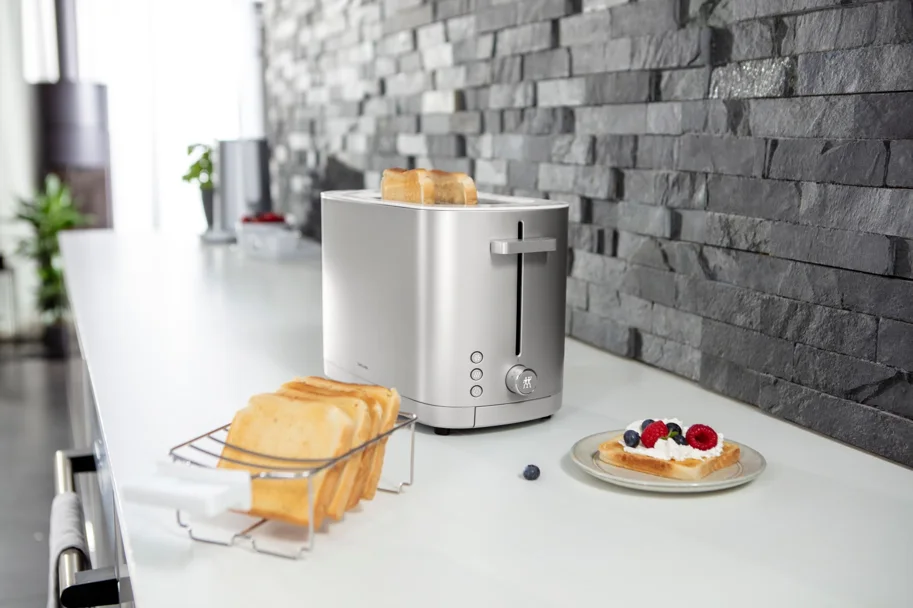 Enfinigy Toaster mit Brötchenaufsatz silber