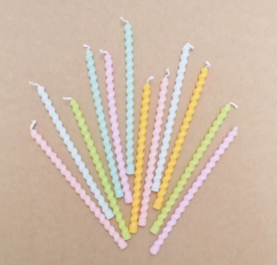 12er Set Kerzen lang gedreht 12cm pastellfarben