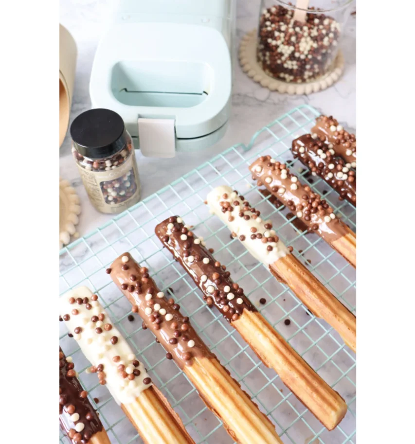 Deko Schoko Perlen Mini gemischt weiss-milch-schwarz 40g