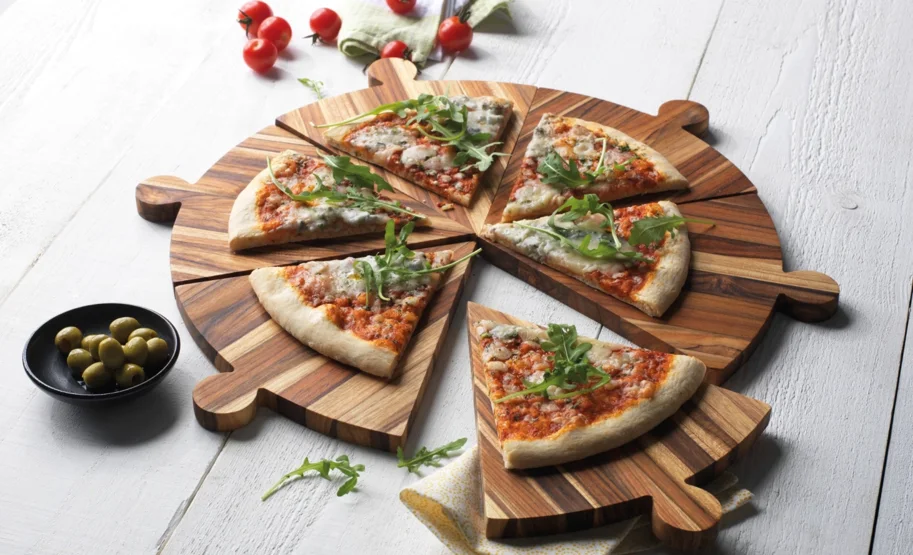 Specialty Servierbrett Pizza mit Griff 41.9x41.9x1.5cm