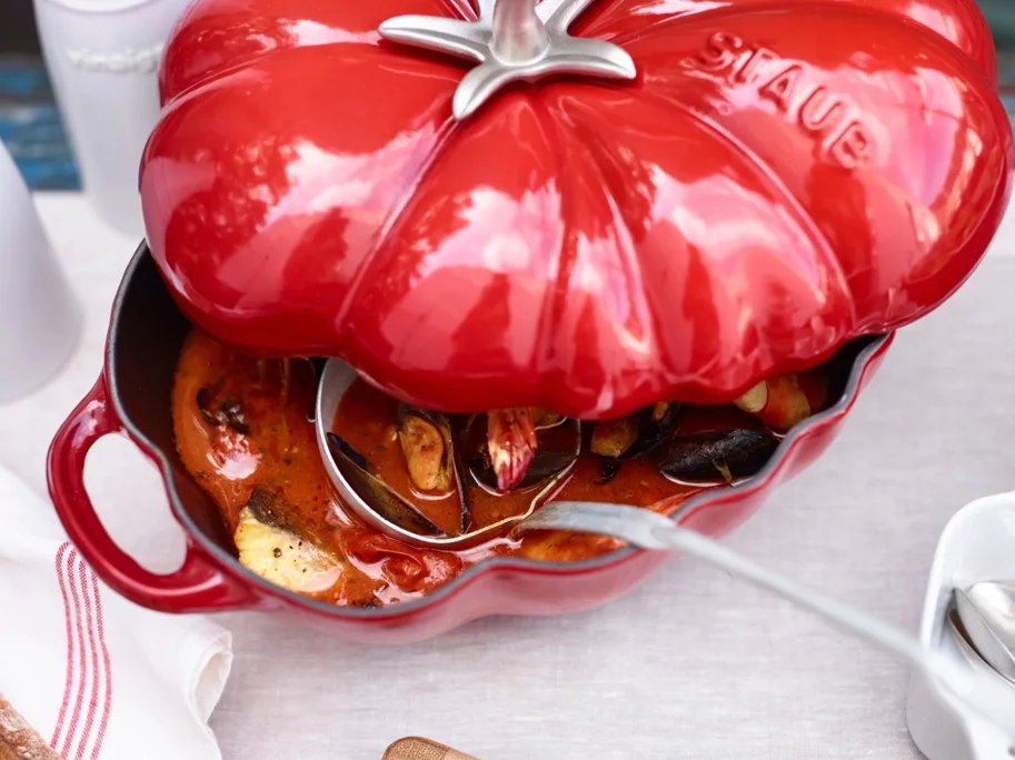 Cocotte 25cm, Tomate, Kirsch-Rot, Gusseisen 2.9l