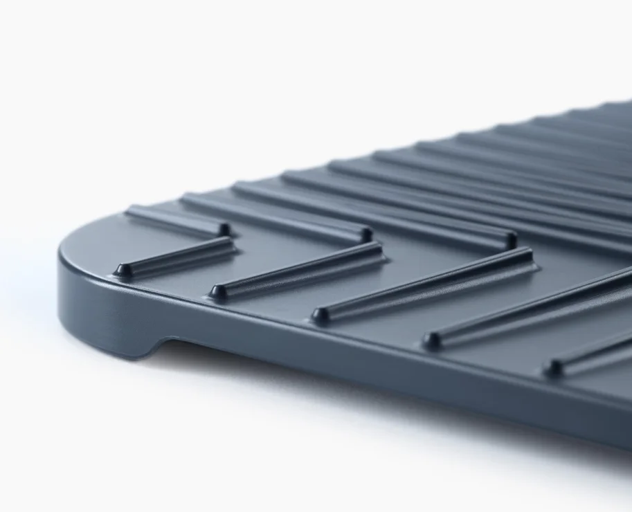 SinkShield Abtropfmatte mit Abfluss S 30x30cm ABS