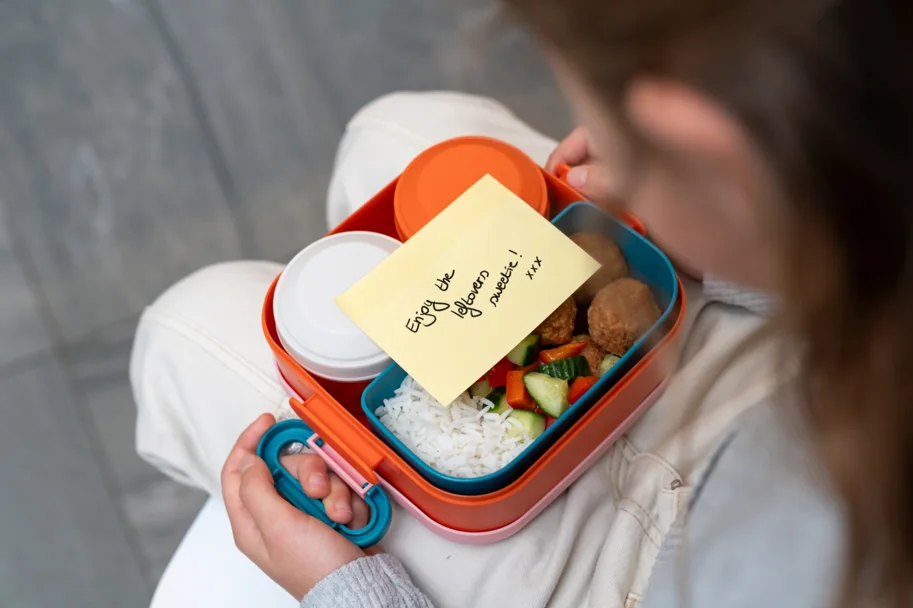 Rikko Lunchbox PP poppy flamingo