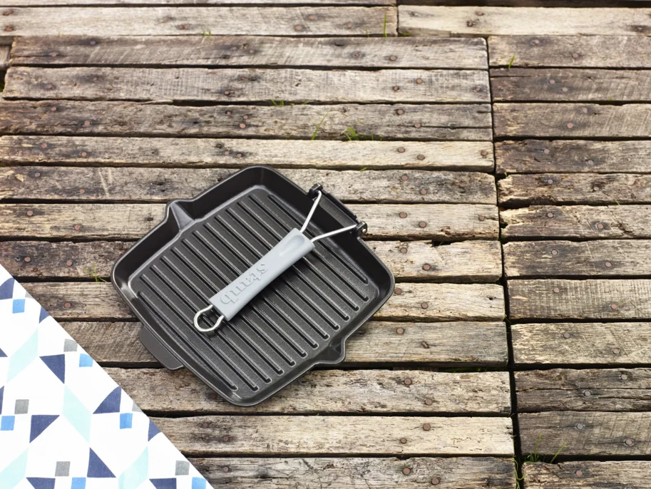Grillpfanne schwarz quadratisch, 24x24cm