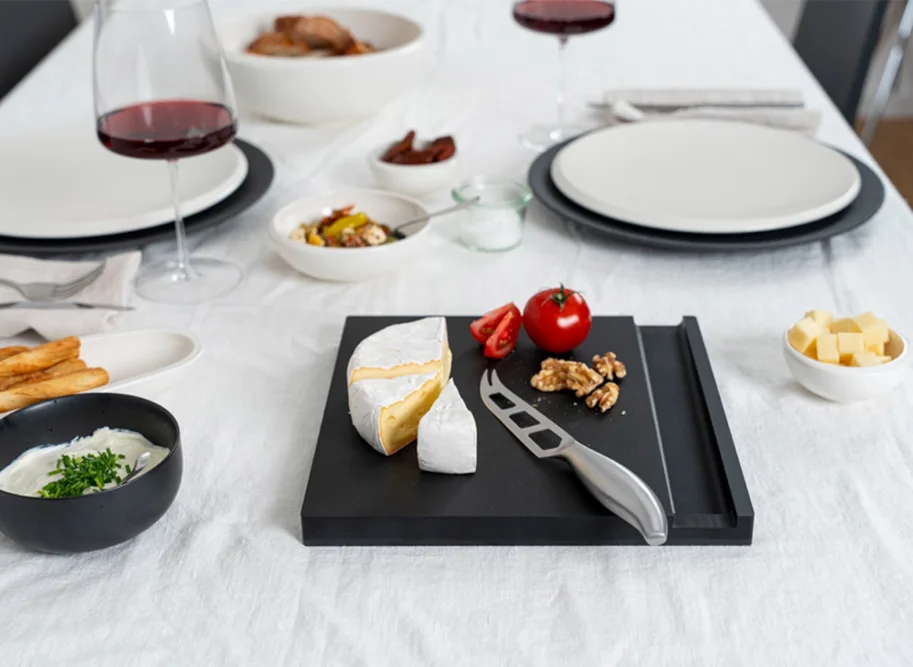 Käse-Set mit Messer Duracore 25x25x2cm schwarz