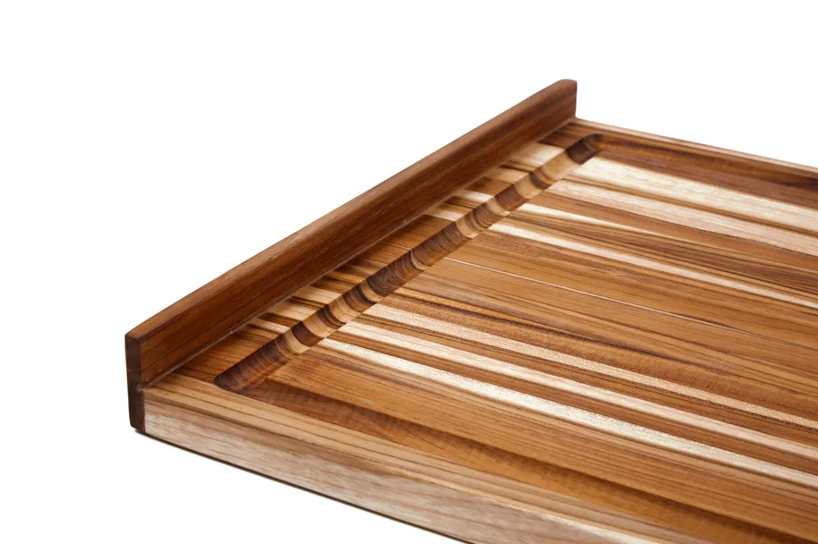 Scandi Schneidbrett 54x46x2.5cm mit Saftrille beidseitig