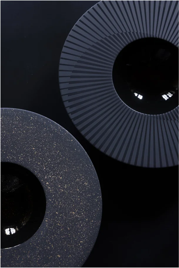 Sphere Teller 180ml D30.5cm H5cm brilliant schwarz meteor