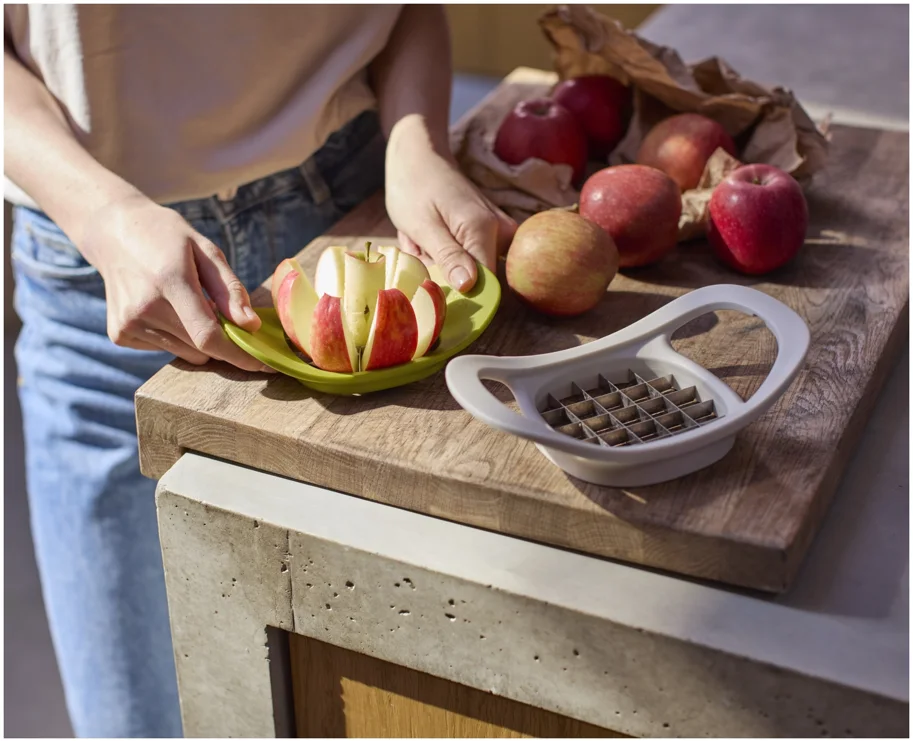Nest Press 2-in-1 Apfel und Kartoffelschneider