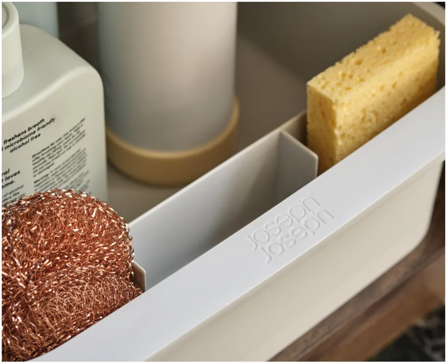 CupboardStore Putzschrank ausziehbar aus recycl. Kunststoff