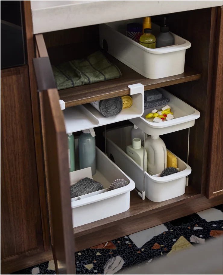 CupboardStore Putzschrank ausziehbar aus recycl. Kunststoff