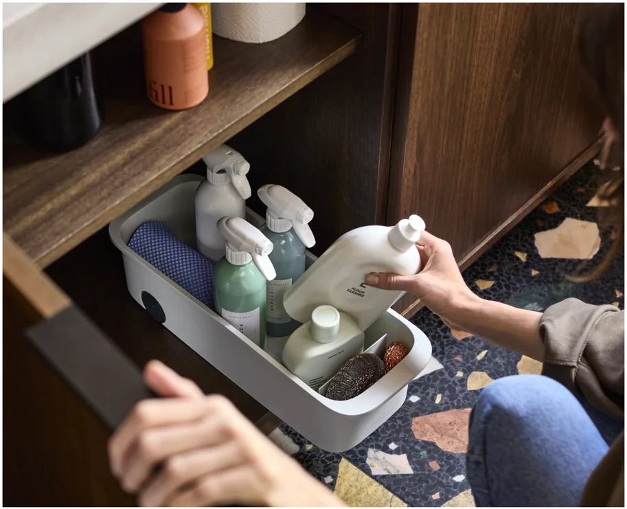 CupboardStore Putzschrank ausziehbar aus recycl. Kunststoff