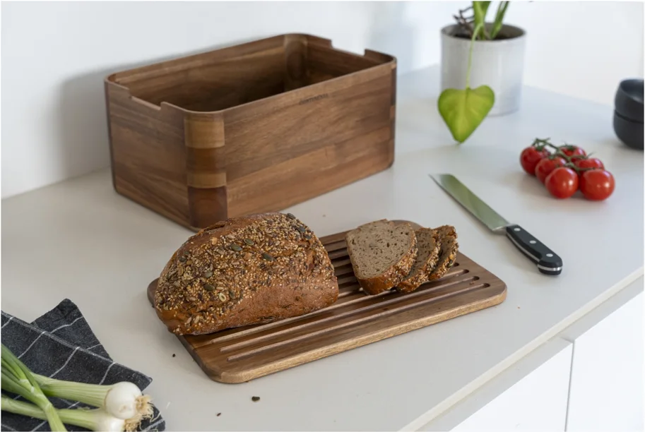 Brotkasten Akazie