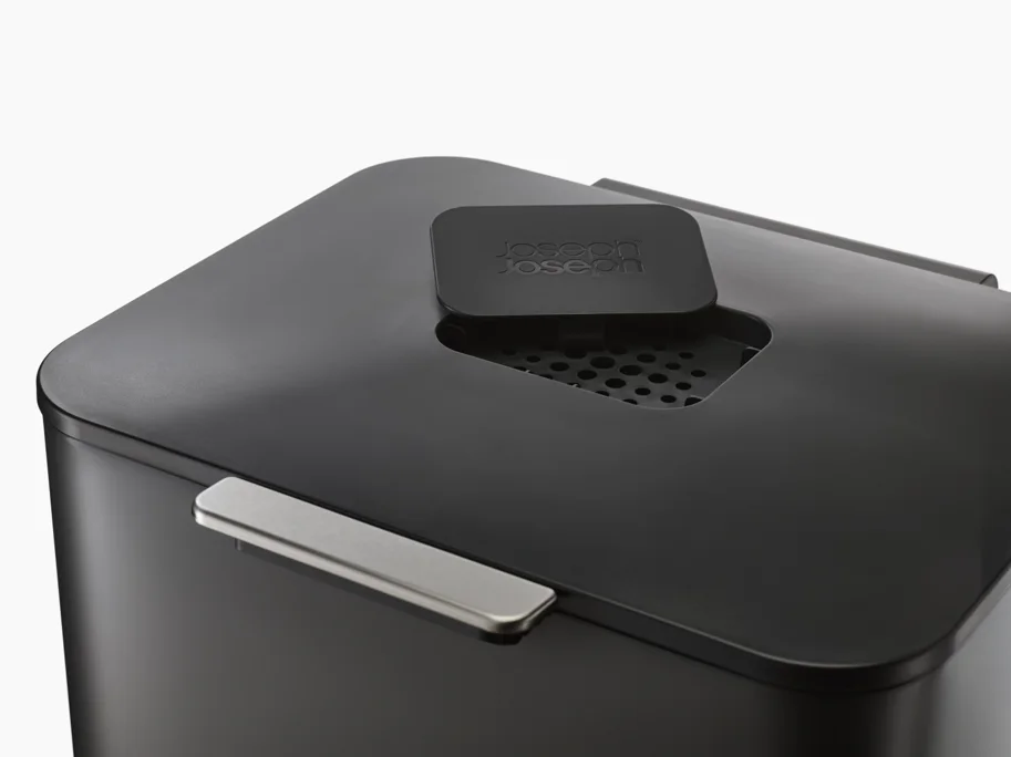 Totem Max 60L, carbon black
