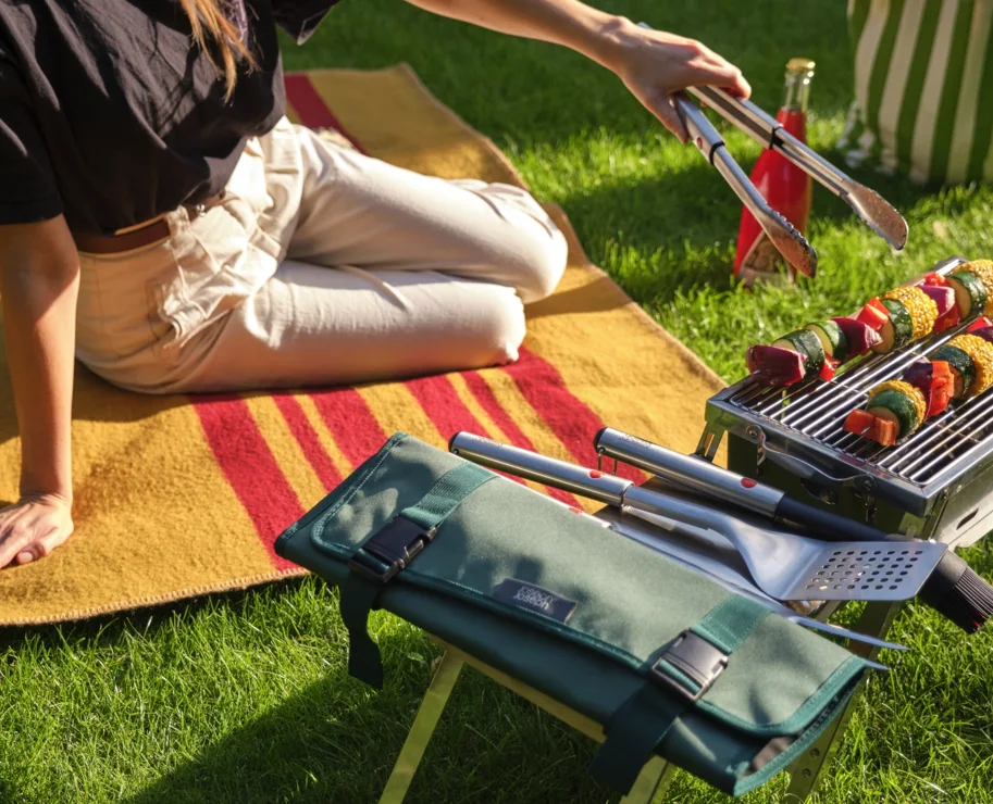 4er Set GrillOut BBQ-Utensilien Set mit Etui Edelstahl