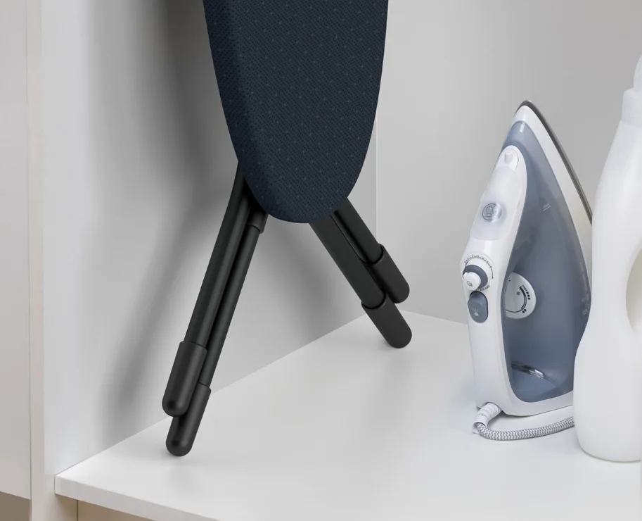 Glide Compact Plus Bu¨gelbrett Schwarz/Blau