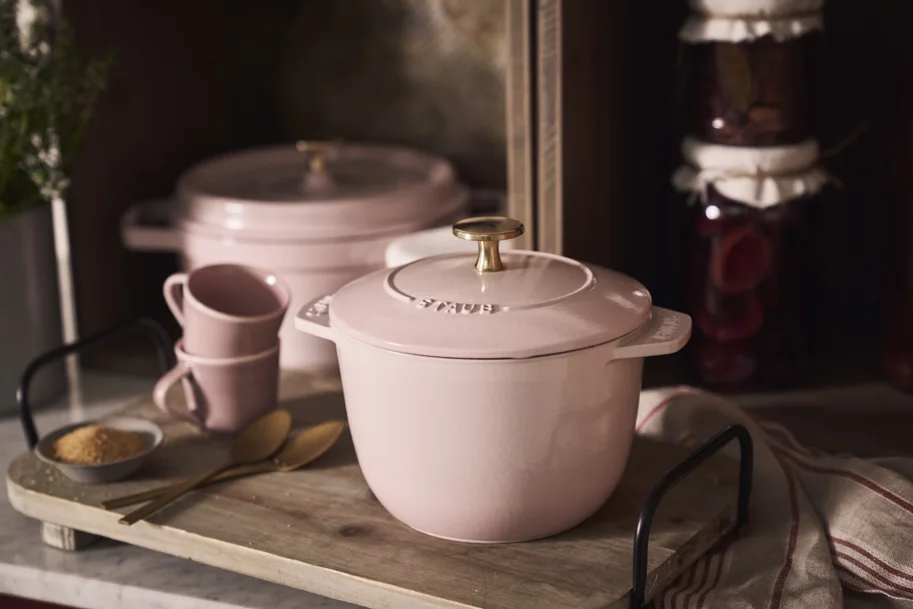Cocotte 26cm, rund, Sorbet Rose, Gusseisen 5.25l
